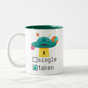 Gepersonaliseerde Valentijn Single Taken UFO Tweekleurige Koffiemok