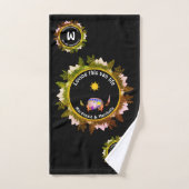 Gepersonaliseerde Van Life Camping MONOGRAM Zwart Bad Handdoek (Handdoek)