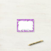 Gepersonaliseerde veelkleurige Paarse bloemen Post-it® Notes (Op bureau)