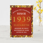 Gepersonaliseerde Verjaardag 1939 Naam Red Gold Gl Kaart (Gele Bloem)