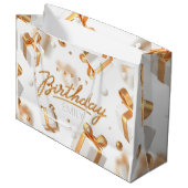 Gepersonaliseerde Verjaardag goud en witte Strepen Groot Cadeauzakje (Voorkant Gekanteld)
