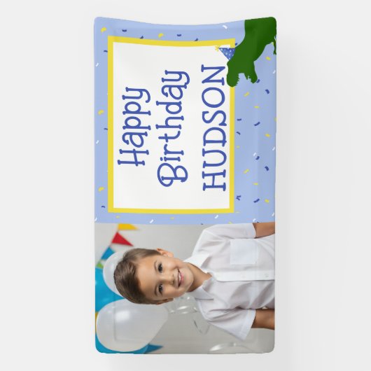 Gepersonaliseerde "Verjaardag-Saurus" Dinosaurus V Spandoek (Verticaal)