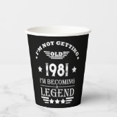 Gepersonaliseerde  verjaardag zwart wit papieren bekers (Voorkant)