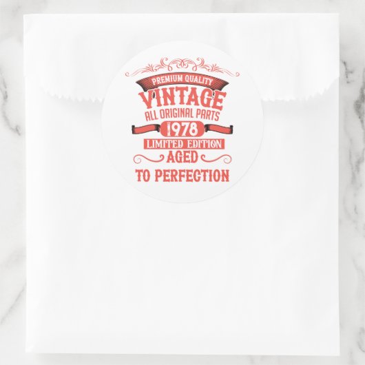 Gepersonaliseerde  verjaardagscadeaus rood ronde sticker (Tas)