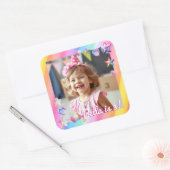 Gepersonaliseerde verjaardagsfoto van het meisje vierkante sticker (Envelop)