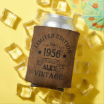 Gepersonaliseerde  verjaardagsgeschenken blikjeskoeler<br><div class="desc">U kunt wat originaliteit toevoegen aan uw garderobe-collectie met dit klassieke verjaardagsgrafisch ontwerp met geweldige letterletters, het is een geweldig cadeau voor mannen, vrouwen, echtgenoten, vrouw, vriendin en een vriend die van dit unieke kunstwerk zal houden. Het beste geweldige en leuke vakantie cadeau voor uw vrolijke verjaardagsfeestje. Als u van...</div>