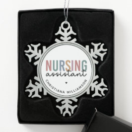 Gepersonaliseerde verpleegkundige assistent tin sneeuwvlok ornament
