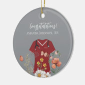 Gepersonaliseerde Verpleegkundige RN LPN NP Maroon Keramisch Ornament (Links)