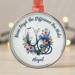 Gepersonaliseerde verpleegster vergeet nooit het v metalen ornament