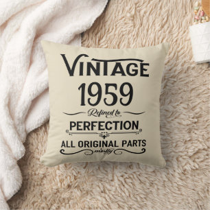Gepersonaliseerde vintage 65ste verjaardag zwart-w kussen