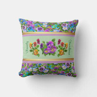 Gepersonaliseerde Viooltje Bloemen Houten Cottage Kussen