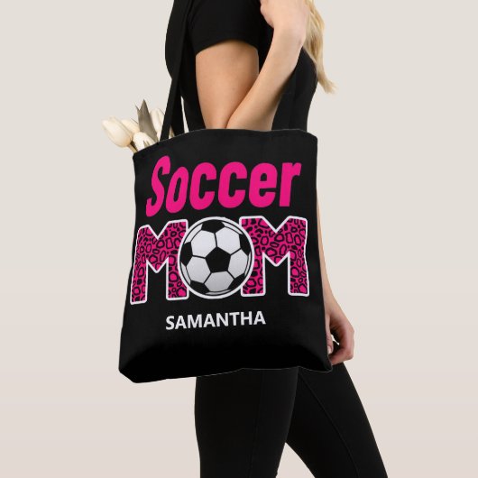 Gepersonaliseerde Voetbal Mama Custom Name Tote Bag (Dichtbij)