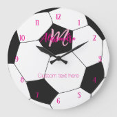 Gepersonaliseerde Voetbal Pink Girl Grote Klok (Voorkant)