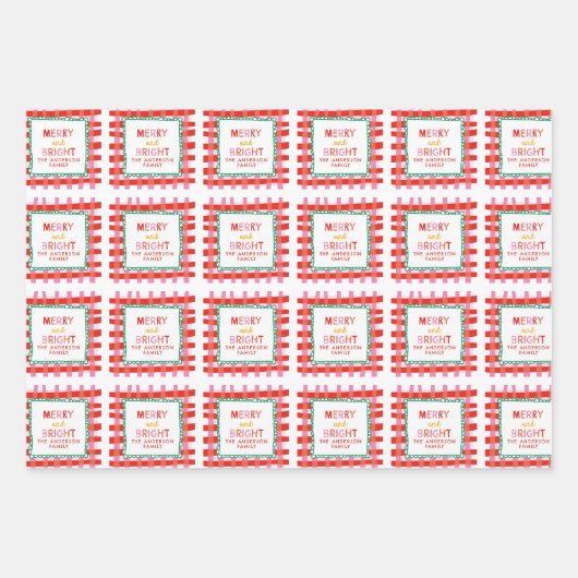 Gepersonaliseerde vrolijk en helder rood geruit inpakpapier vel (Voorkant)
