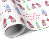 Gepersonaliseerde Vrolijke Kerst Schattigee Gnomen Cadeaupapier (Rol Hoek)