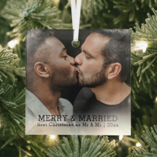 Gepersonaliseerde vrolijkheid en getrouwde Kerstmi Glas Ornament