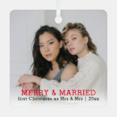 Gepersonaliseerde vrolijkheid en getrouwde Kerstmi Metalen Ornament (Voorkant)