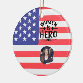 Gepersonaliseerde vrouwen zijn helden keramisch ornament (Links)