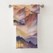 Gepersonaliseerde Waterverf Mountain Sunset Bad Handdoek (Insitu)