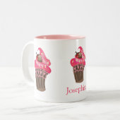 Gepersonaliseerde Whimsy Pink Cupcake Tweekleurige Koffiemok (Voorkant links)