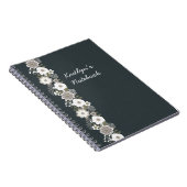 Gepersonaliseerde Witte Bloemen Notitieboek (Rechterzijde)
