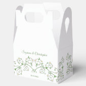 Gepersonaliseerde witte bloemenwijnstok hart gable bedankdoosjes (Geopend)