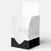 Gepersonaliseerde witte en zwarte doos met het har bedankdoosjes (Geopend)