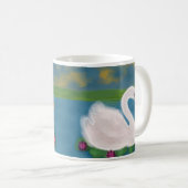 Gepersonaliseerde witte zwaan in vijver bij zonson koffiemok (Voorkant rechts)