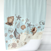 Gepersonaliseerde zeeschelpen en zandstrand douchegordijn