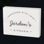 Gepersonaliseerde zelfgemaakte met liefde mijn keu houten kist print<br><div class="desc">Introductie van onze gepersonaliseerde "Homemade with Love" Kitchen Rustic Wooden Box Sign, een charmante en aanpasbare toevoeging aan uw keukendecor of een hartverwarmend cadeau voor culinaire liefhebbers. Gepersonaliseerd Keepsake: Dit rustieke houten teken kan worden gepersonaliseerd met jouw naam, waardoor het een gekoesterde keepsake voor uw eigen keuken of een attent...</div>