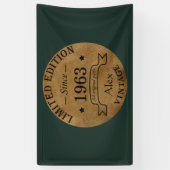 Gepersonaliseerde zestig  60ste verjaardagscadeaus spandoek (Verticaal)