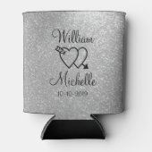 Gepersonaliseerde zilveren glitter bruiloft koelbo blikjeskoeler (Voorkant)