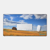 Gepersonaliseerde Zonnebloemenveld en een Barn Des Bureaumat (Keyboard & Muis)