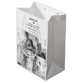 Gepersonaliseerde zwart-wit fotocollage | medium cadeauzakje (Voorkant Gekanteld)