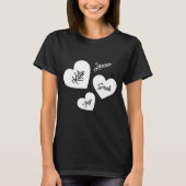 Gepersonaliseerde zwart-wit moeders harten t-shirt (Voorkant)
