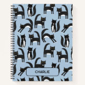 Gepersonaliseerde zwart-wit Schattige Tuxedo Cat Notitieboek (Voorkant)