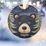Gepersonaliseerde zwarte Beer kerst Ornament<br><div class="desc">Vier de schoonheid van natuur met dit charmante gepersonaliseerde zwarte beren kerstornament. Met een majestueus zwart beer tegen een feestelijke achtergrond, brengt dit ornament een vleugje wildernis naar uw vakantiedecor. Ideaal voor outdoor liefhebbers of dierenvrienden, het kan worden aangepast met een naam om het een one-of-a-kind aandenken te maken. Of...</div>