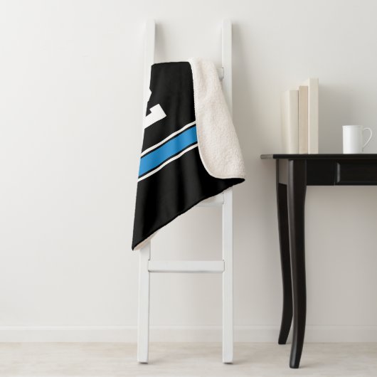 Gepersonaliseerde zwarte blauwe jersey nieuwigheid sherpa deken (In situ)