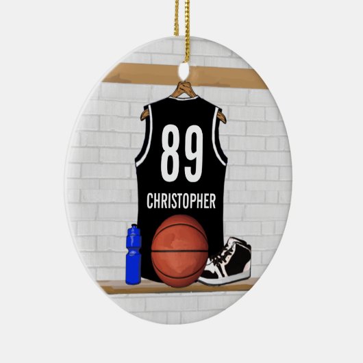 Gepersonaliseerde zwarte en witte Basketball Jerse Keramisch Ornament (Rechts)