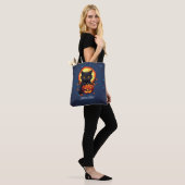Gepersonaliseerde zwarte kat met pompoen Halloween Tote Bag (Op model)