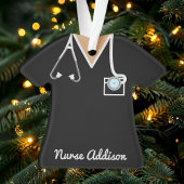 Gepersonaliseerde zwarte verpleegkundige scrubs ornament