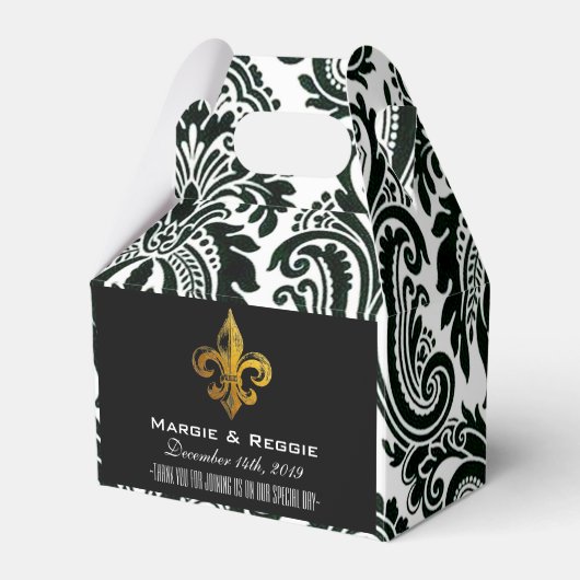 GEPERSONALISEERDE ZWARTE WIT EN GOLD FLEUR DE LIS BEDANKDOOSJES (Voorkant Zijde)