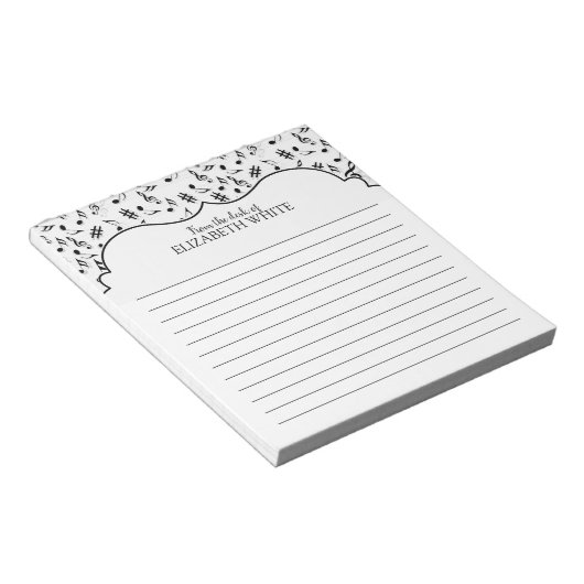 Gepersonaliseerde zwarte witte Muzieknoten Notitieblok (Schuin)
