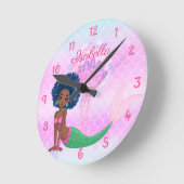 Gepersonaliseerde zwarte zeemeermin ronde klok (Hoek)