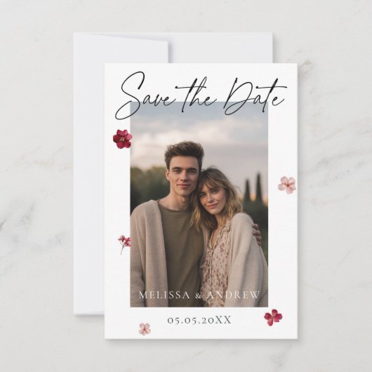 Geperste bloemen en foto save the date (Voorkant)