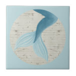 Gepilde zeemeermin Collectie Tegeltje<br><div class="desc">Een zeemeermin is de hoofdfunctie, hun staart. Een cool stuk pop kunst die deze mythische fantasie op een eenvoudige achtergrond begint te ontketenen. Een rijke blauwe zeemeermin staart, ontworpen door June Erica Vess. Iets om de magie van de oceaan tot leven te brengen in je huis met dit visueel verbluffende...</div>