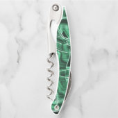 Geplette en overlappende groene acryltapecutouts kurkentrekker (Voorkant)