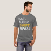 Geprift en Bargain Hunter T's Love Thrifting T-shirt (Voorkant volledig)