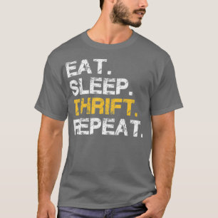 Geprift en Bargain Hunter T's Love Thrifting T-shirt