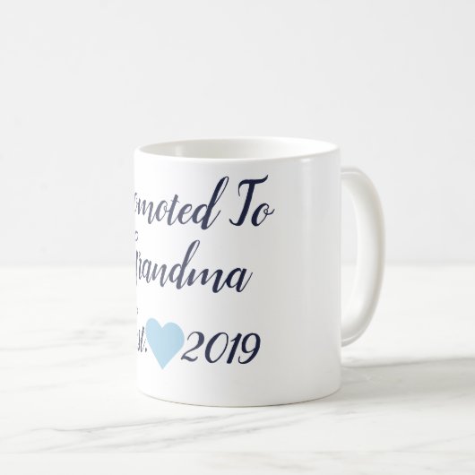 Gepritiseerd naar de Grandma Navy & Light Blue Mok (Voorkant rechts)
